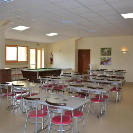 مكان تخييم Mobil-home 20m² 4 Pers - Terrasse - - Api-1-52-553